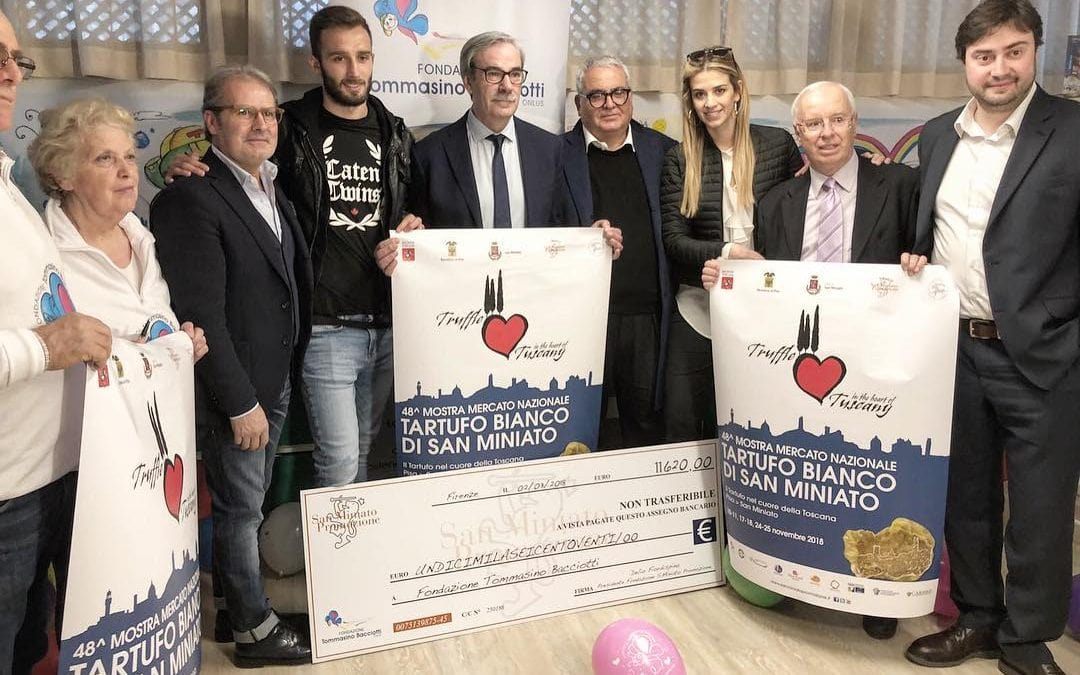 Il Comune di San Miniato consegna il ricavato della Mostra del Tartufo